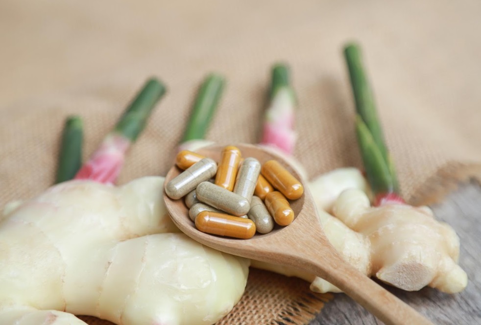 beneficial effects of ginger - ginger capsules